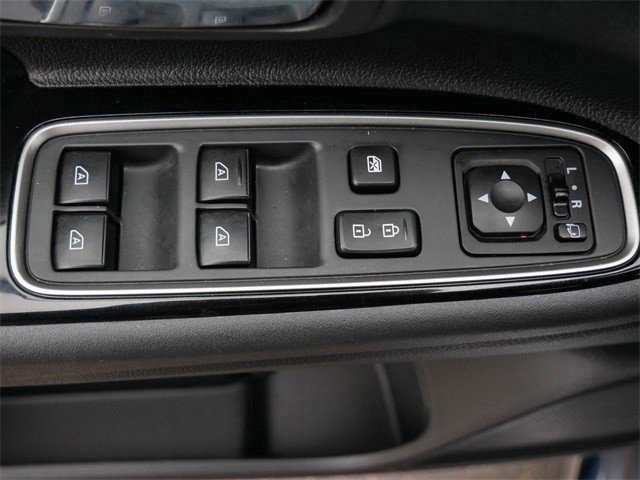 Used 2019 Mitsubishi Outlander SEL image 17