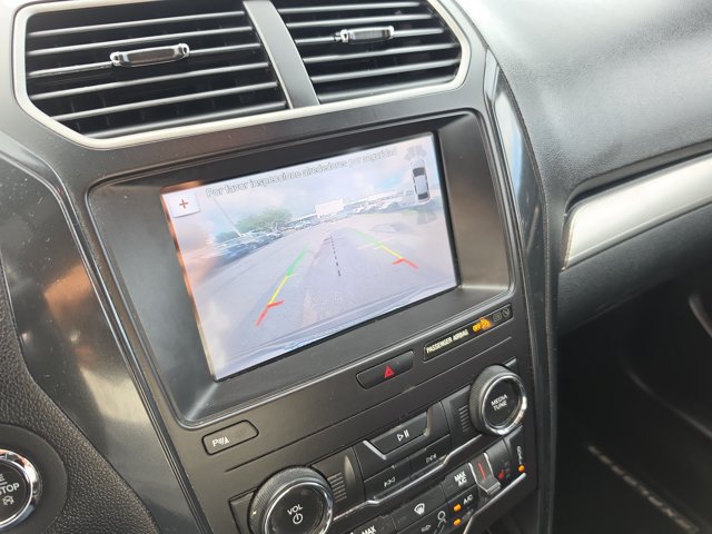 Certified 2019 Ford Explorer XLT w/ Equipment Group 202A FWD image 31