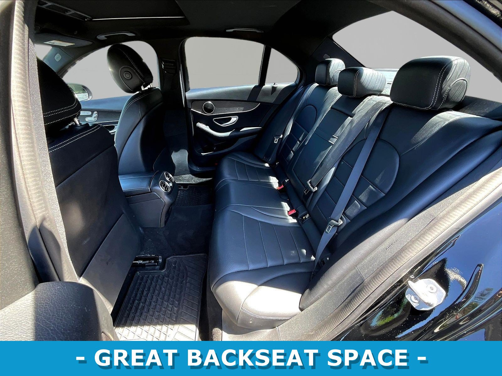 Used 2019 Mercedes-Benz C 300 4MATIC Sedan image 21
