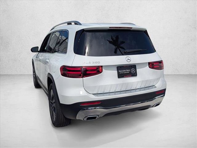 New 2026 Mercedes-Benz GLB 250 image 8