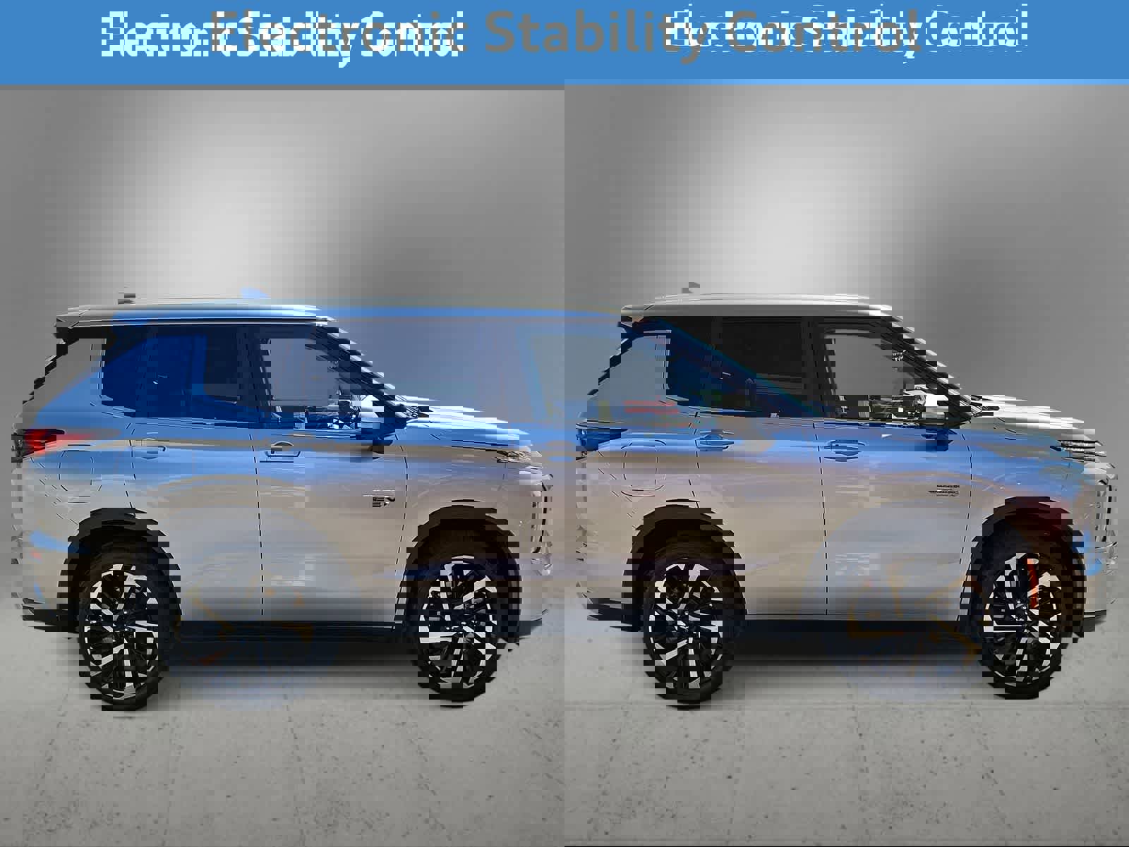 Used 2023 Mitsubishi Outlander SE image 11