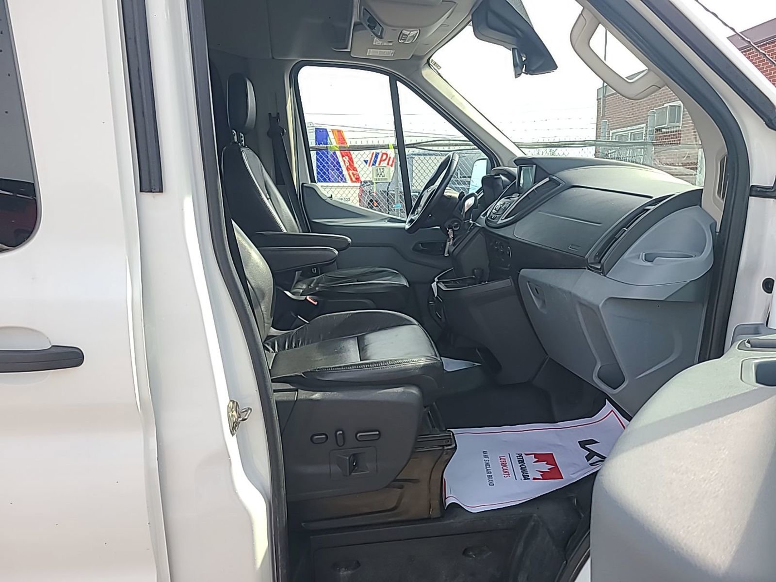 Used 2018 Ford Transit 350 XLT RWD image 8