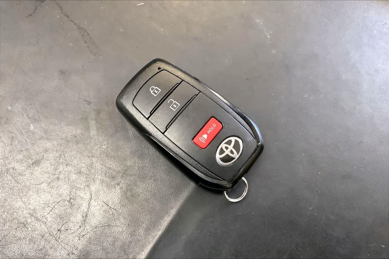 Used 2025 Toyota Tacoma TRD Off-Road AWD/4WD image 19