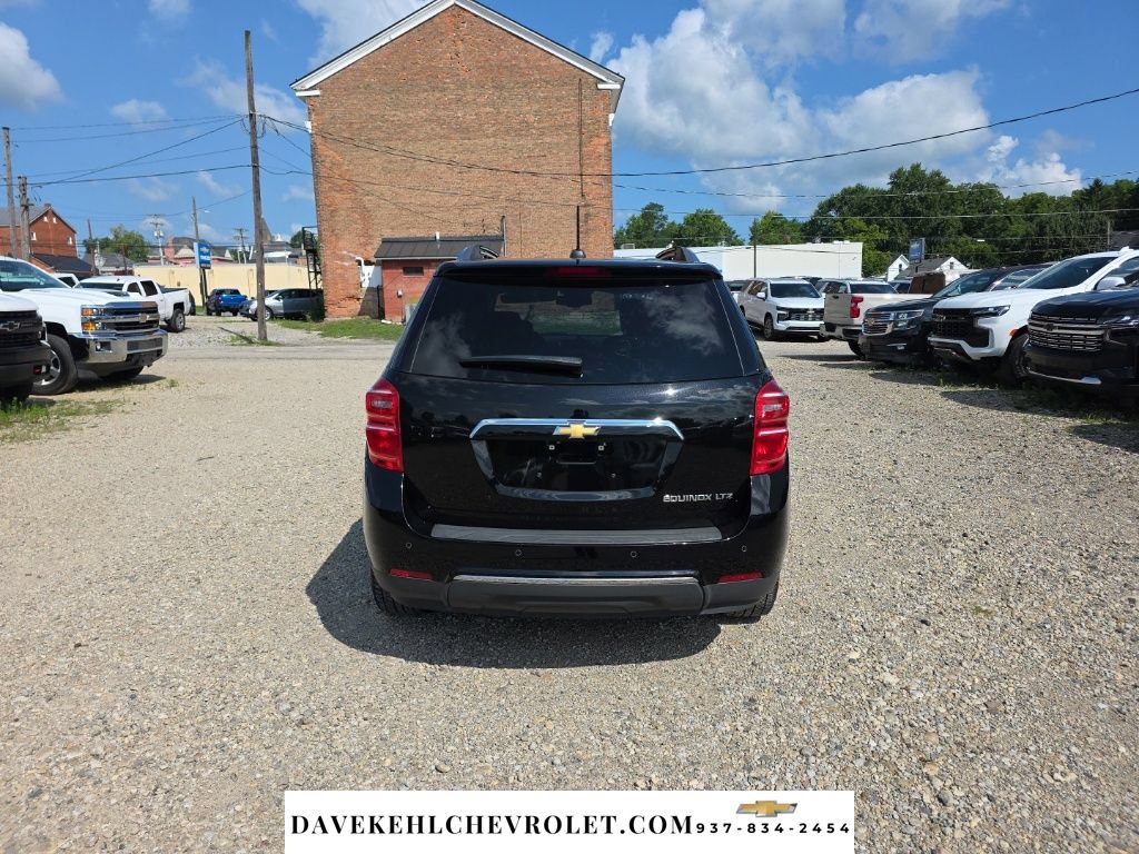 Used 2016 Chevrolet Equinox LTZ w/ Enhanced Convenience Package FWD image 4