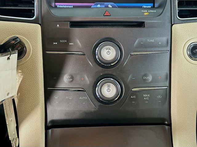 Used 2014 Ford Taurus SEL w/ Equipment Group 201A image 22