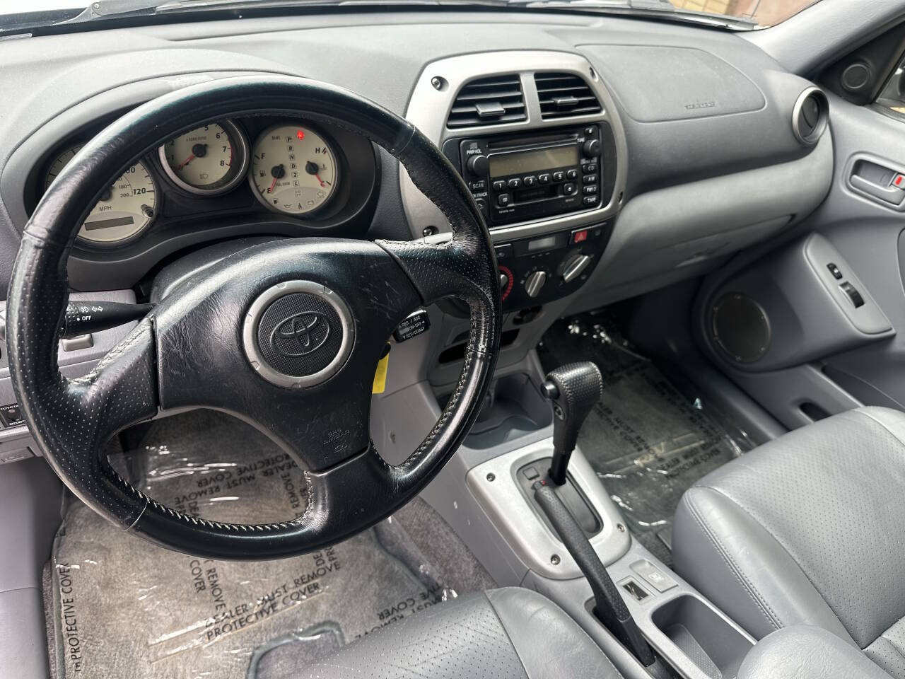 Used 2001 Toyota RAV4 4WD image 4