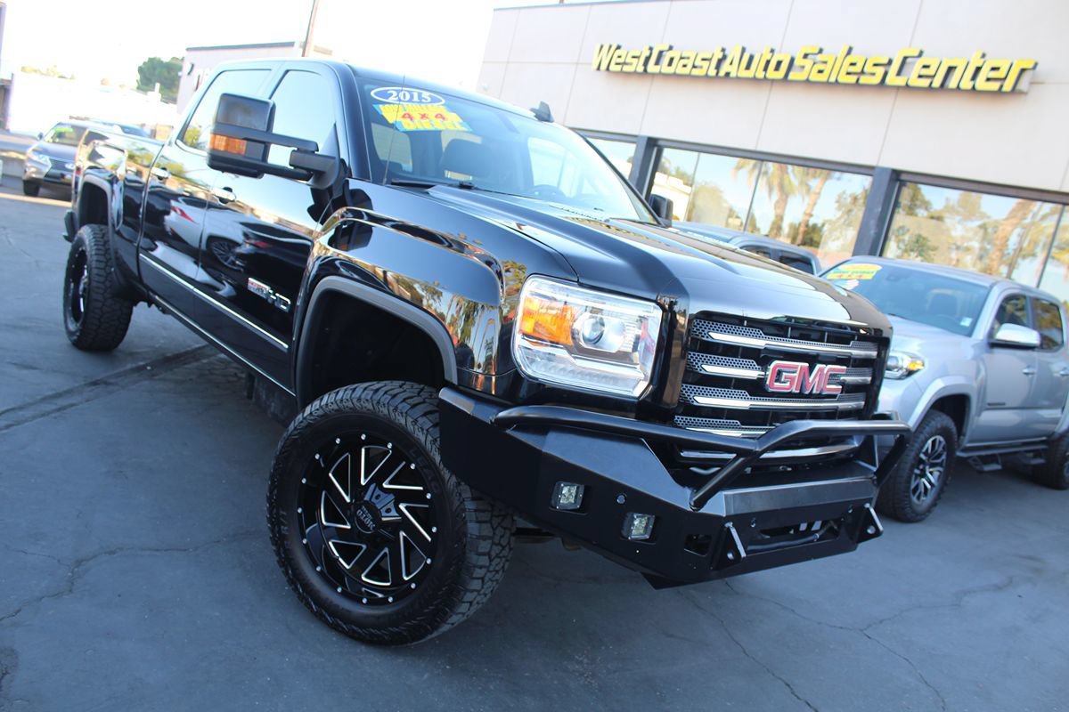 Used 2015 GMC Sierra 2500 SLT w/ Duramax Plus Package AWD/4WD image 42