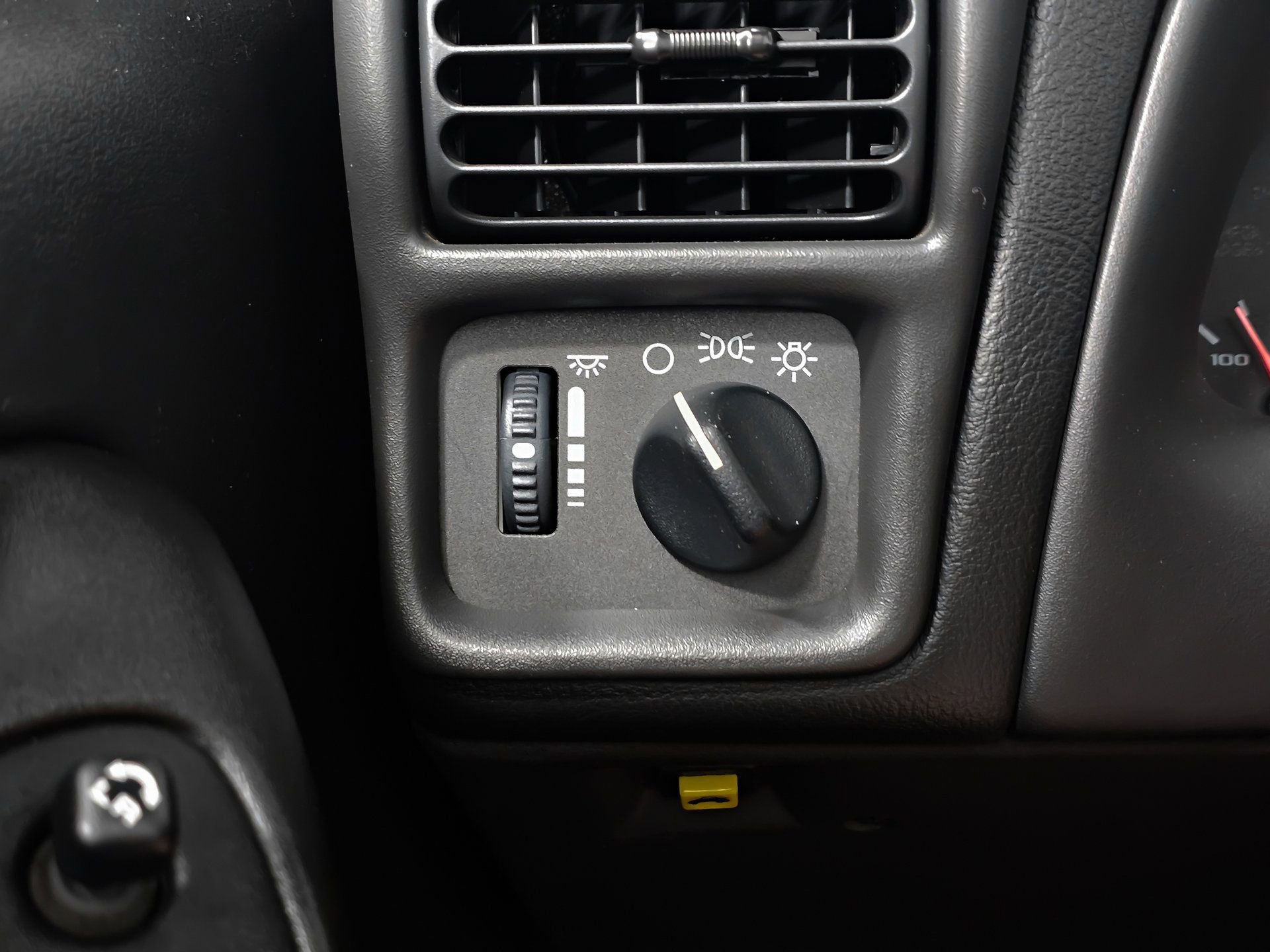 Used 2002 Chevrolet Camaro Z28 w/ SS Performance/Appearance Pkg image 47