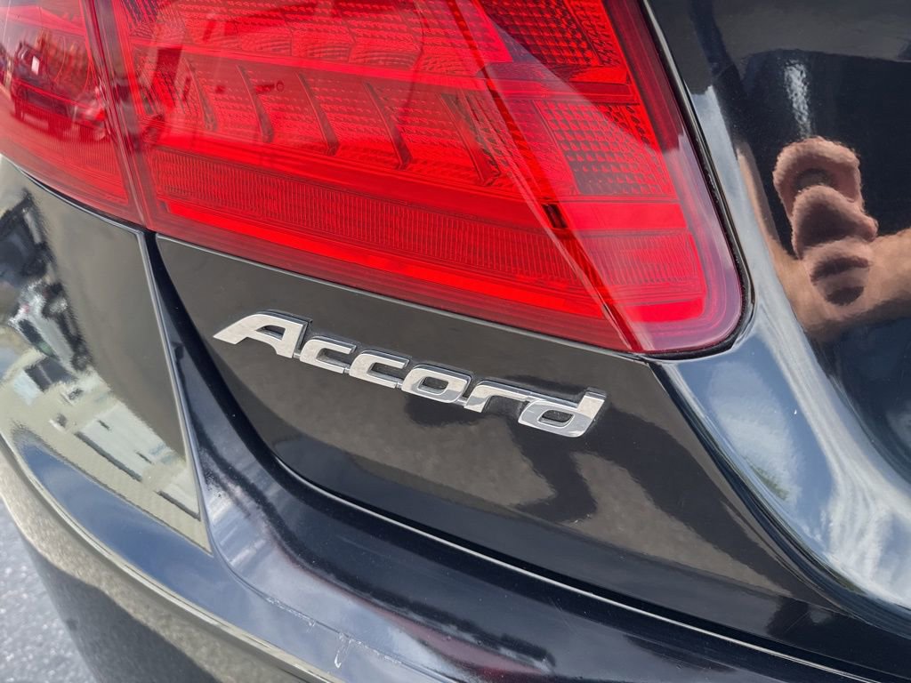 Used 2015 Honda Accord EX-L image 10