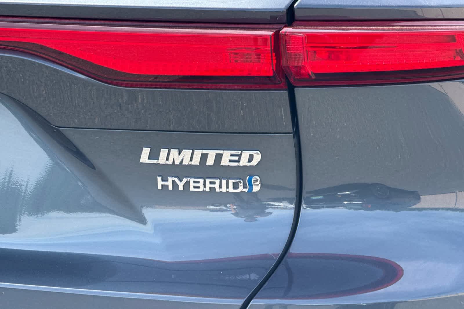 Used 2022 Toyota Venza Limited AWD/4WD image 31