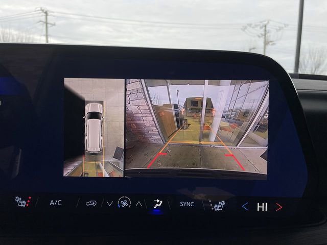 New 2026 Chevrolet Suburban LT w/ Comfort Package image 17