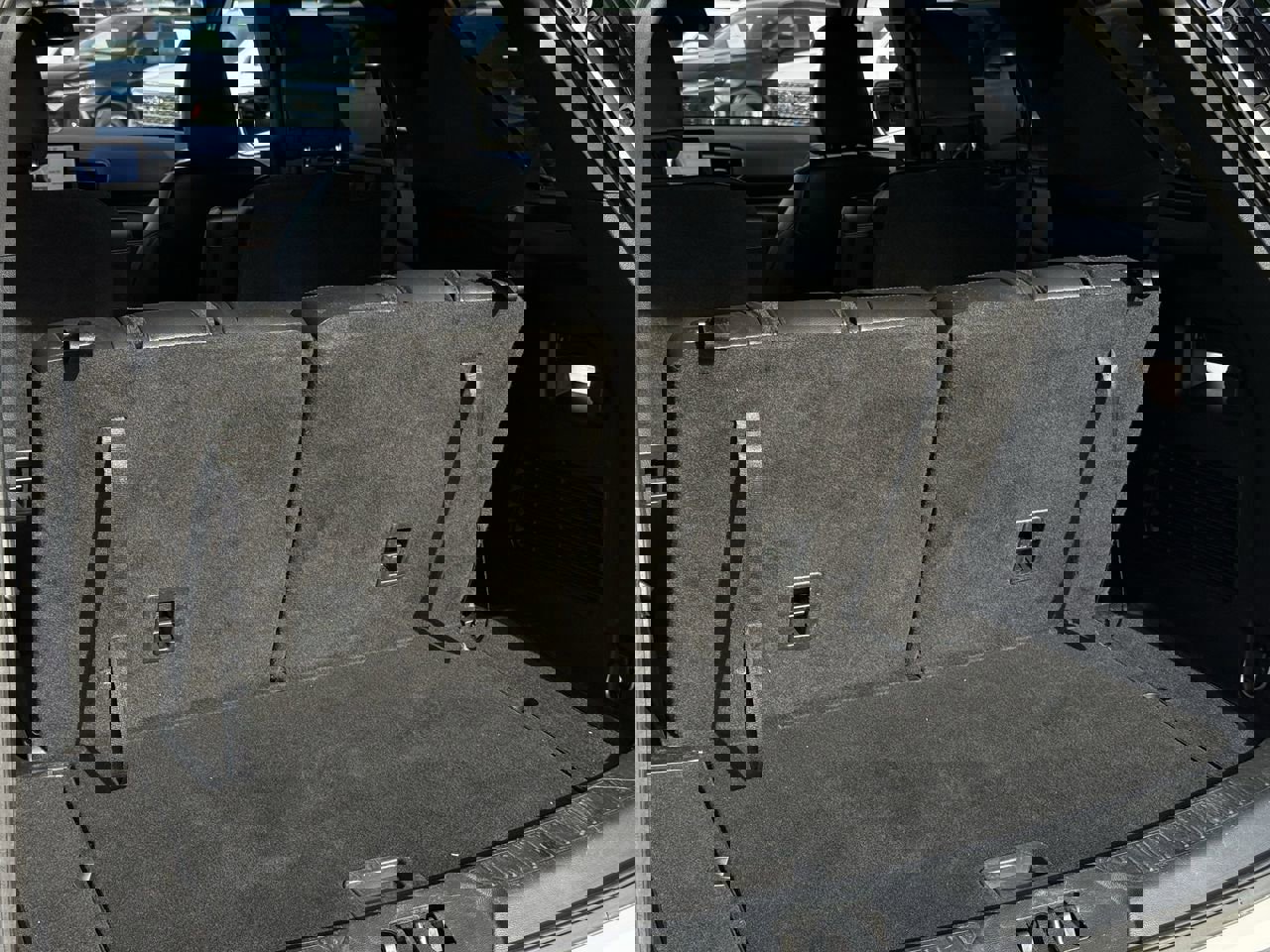 Used 2023 Ford Explorer ST-Line w/ Class IV Trailer Tow Package image 25