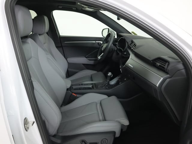 Certified 2025 Audi Q3 2.0T Premium w/ Convenience Package AWD/4WD image 13