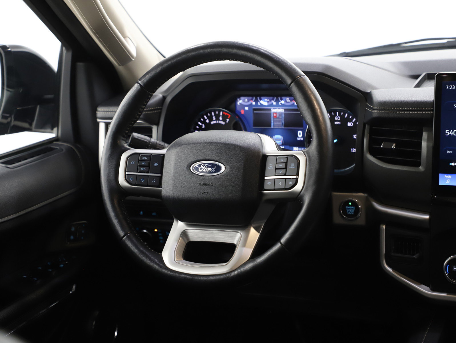 Used 2024 Ford Expedition Max XLT image 15
