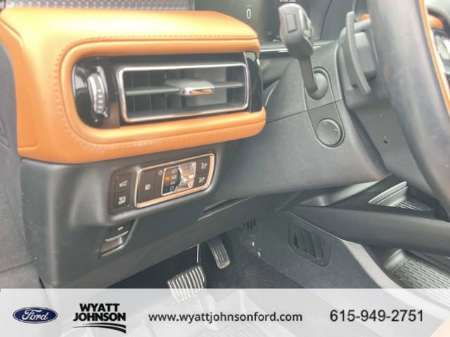 Used 2023 Lincoln Nautilus Black Label image 32