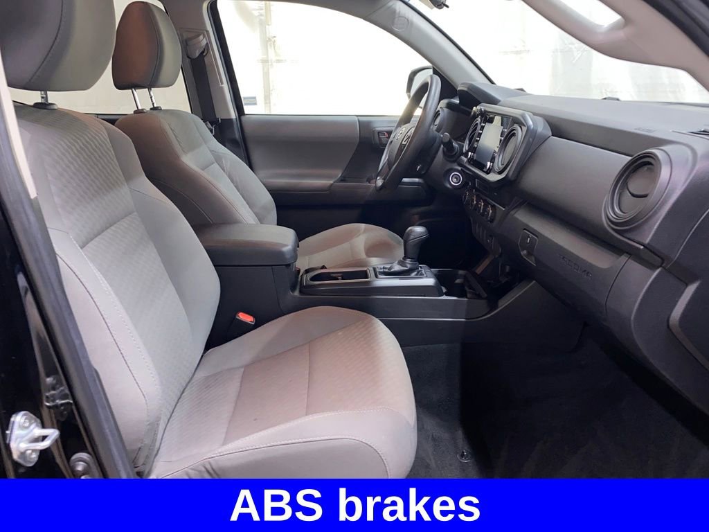Used 2022 Toyota Tacoma SR image 10