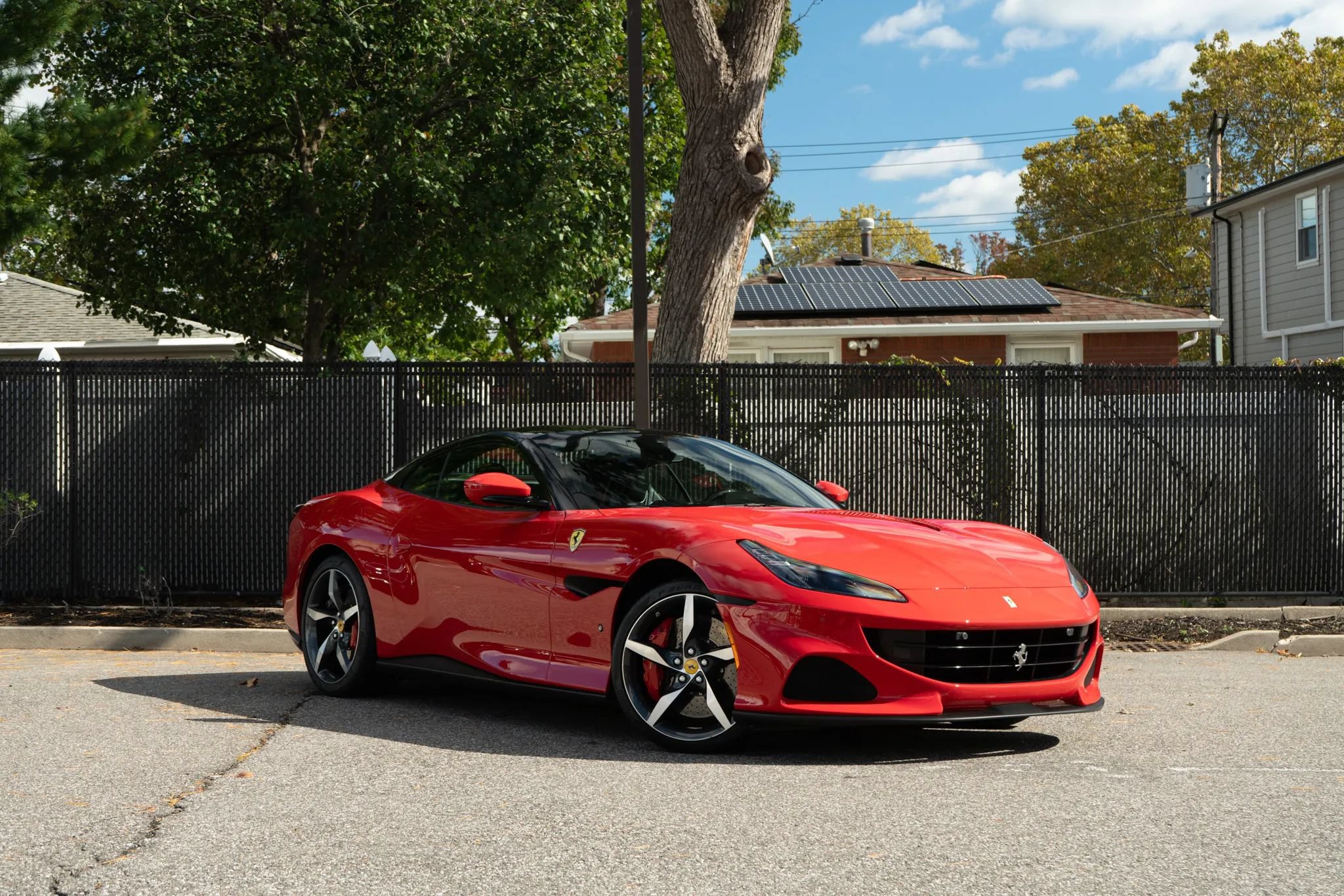 Used 2023 Ferrari Portofino M RWD image 3