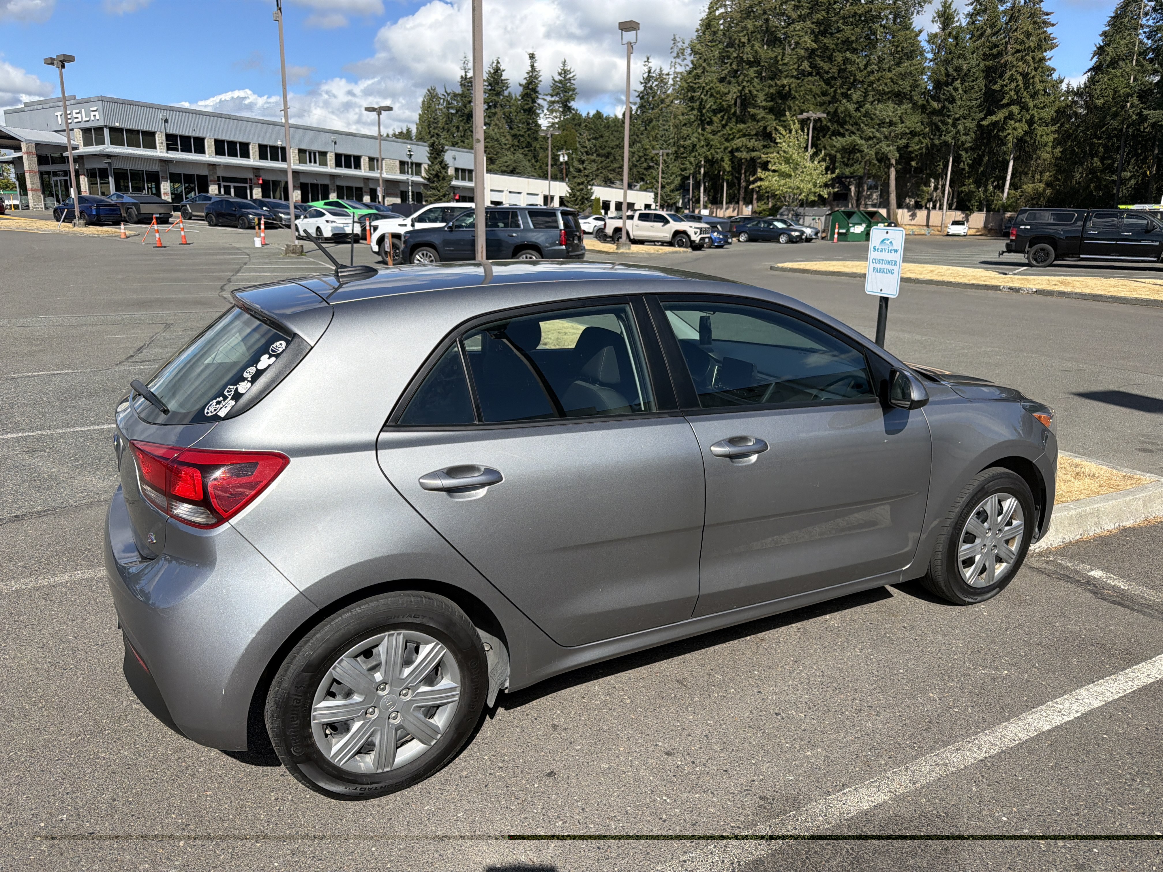 Used 2021 Kia Rio S FWD image 2