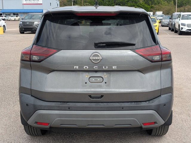 Used 2023 Nissan Rogue S image 6