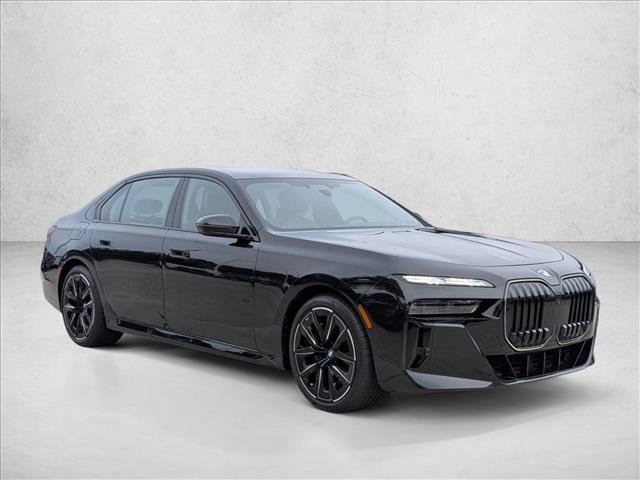 Used 2024 BMW 760i xDrive w/ Executive Package AWD/4WD image 3