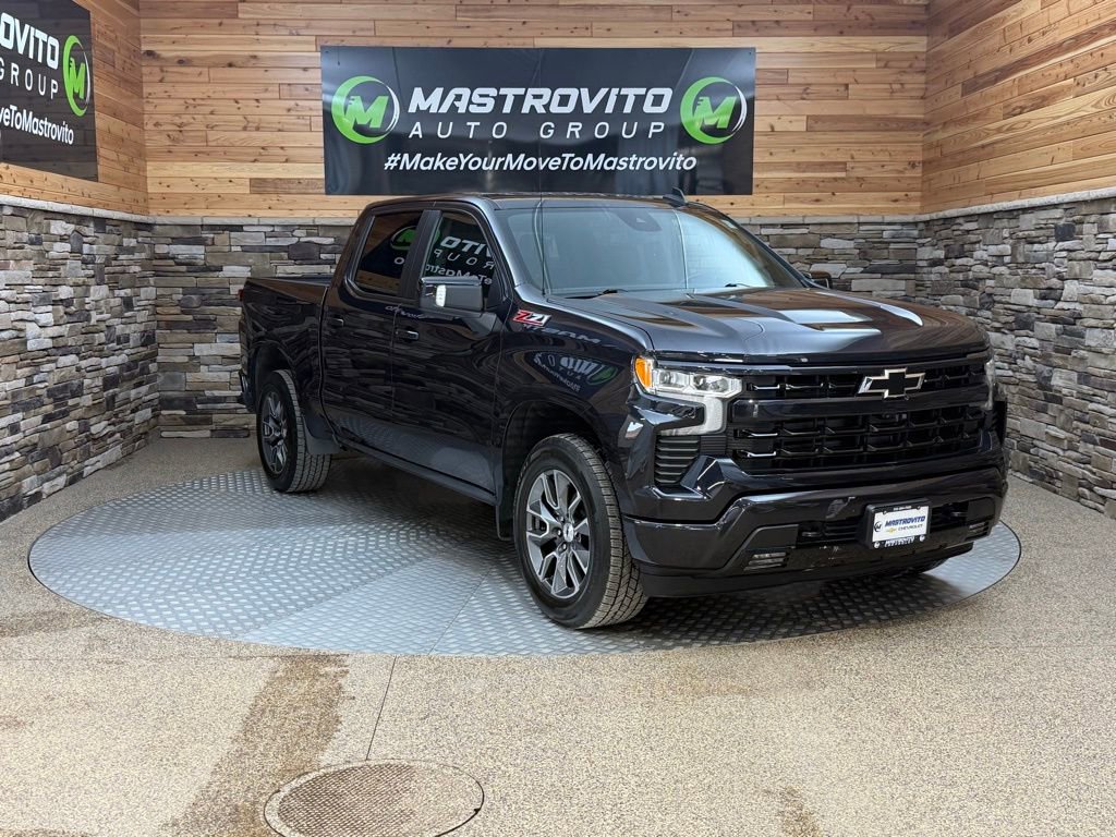 Used 2022 Chevrolet Silverado 1500 RST w/ RST All Star Premium Package image 2