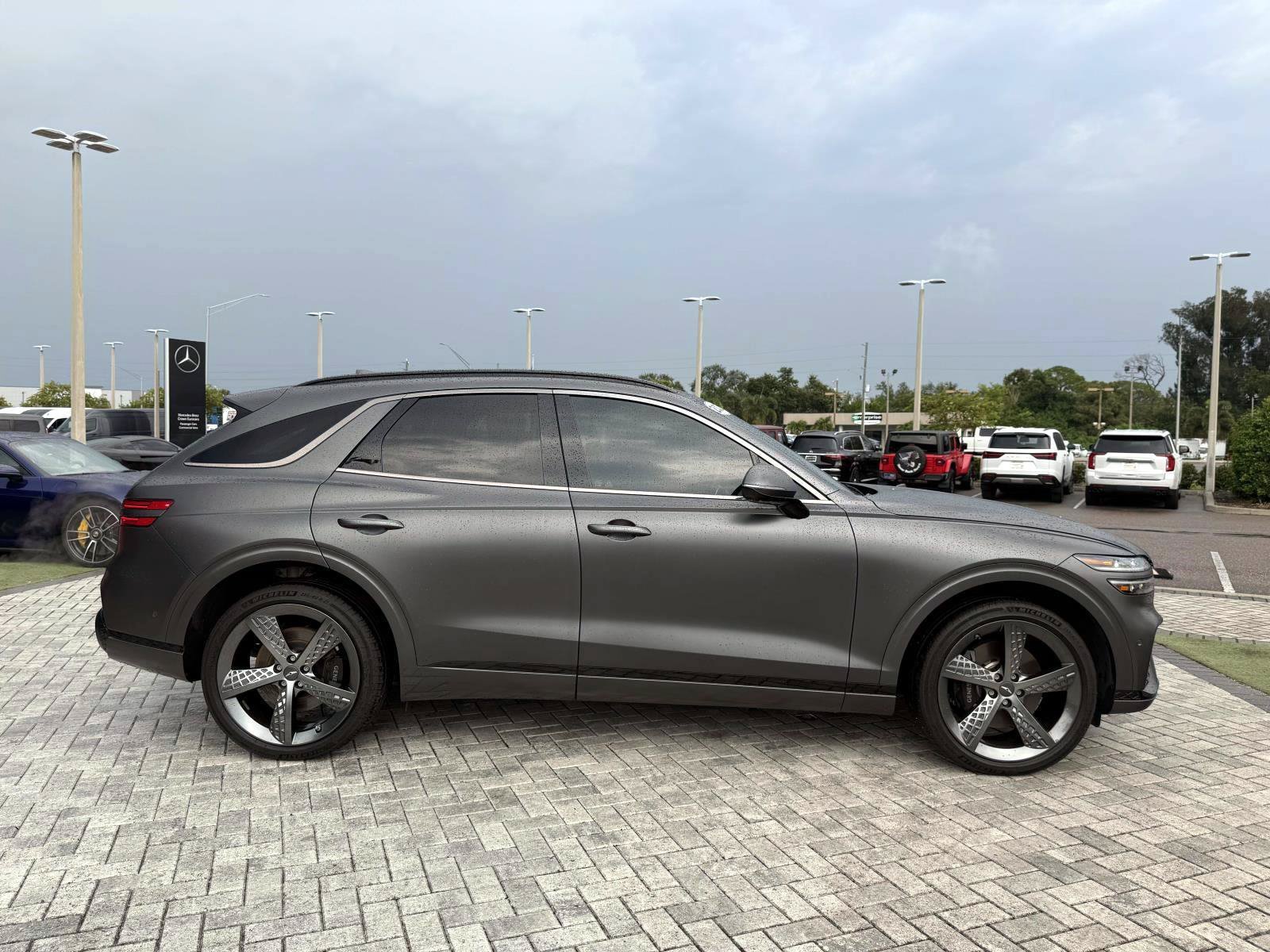 Used 2023 Genesis GV70 3.5T Sport w/ Sport Prestige Package AWD/4WD image 6