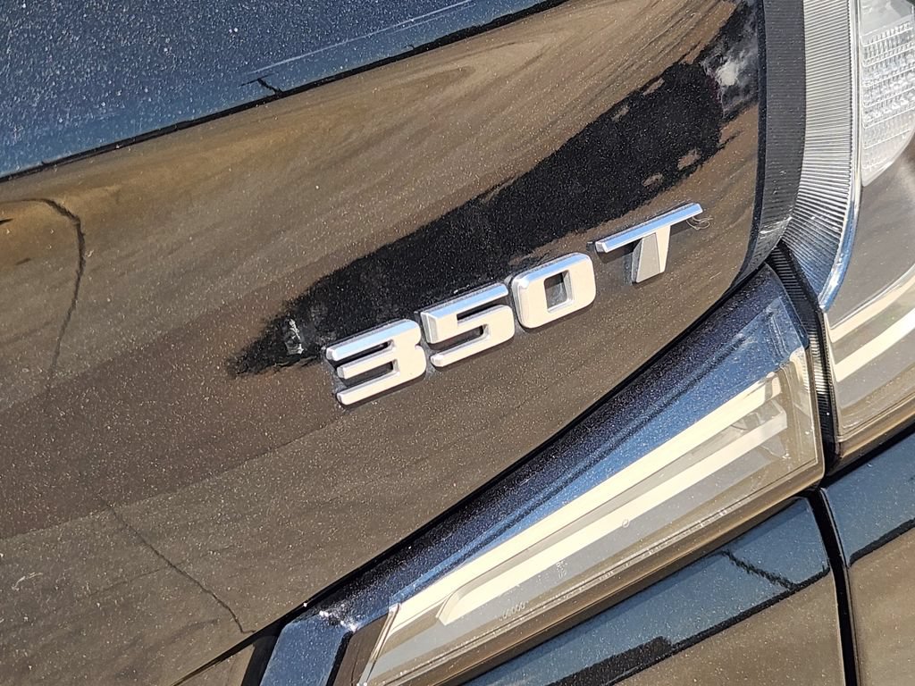 Used 2023 Cadillac XT4 Sport FWD image 13
