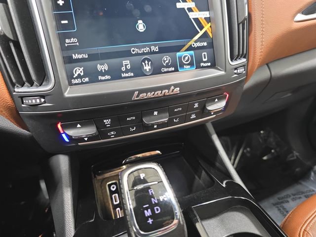 Used 2020 Maserati Levante S AWD/4WD image 24