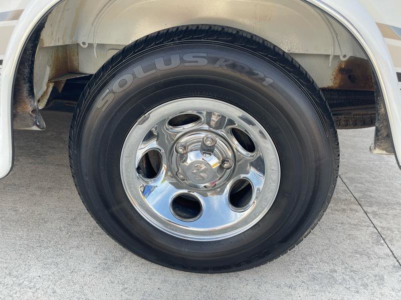 Used 2000 Dodge B1500 RWD image 16