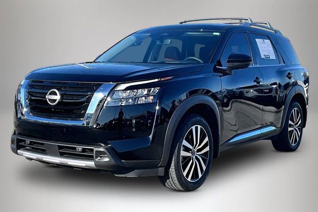 Certified 2025 Nissan Pathfinder Platinum w/ Cargo Package image 2