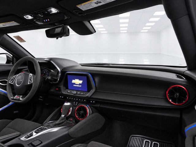 Used 2022 Chevrolet Camaro SS RWD image 30