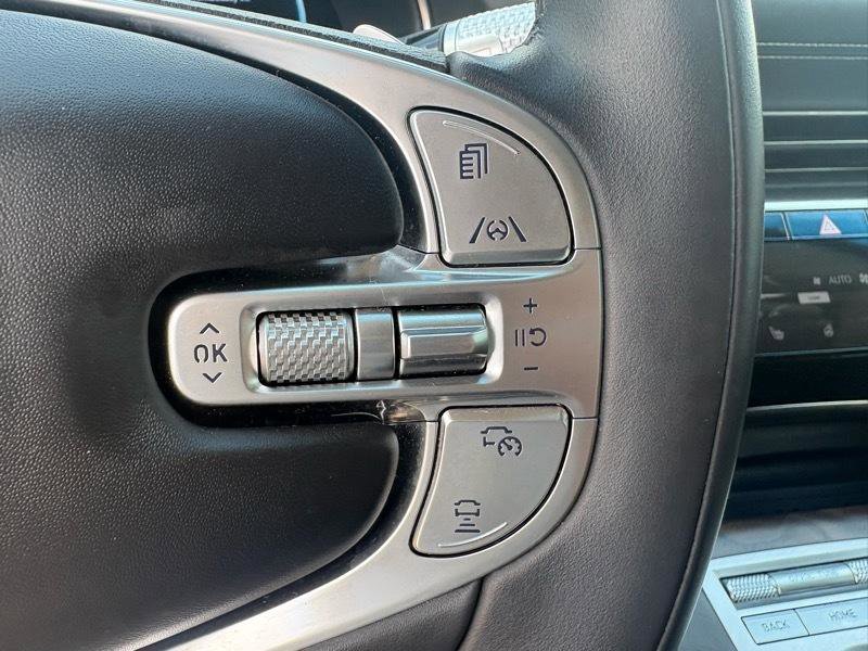 Used 2024 Genesis GV80 3.5T Prestige Signature image 29