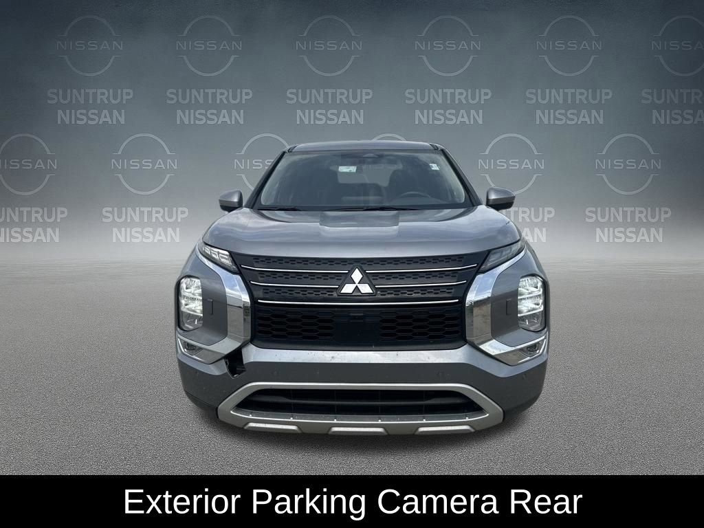 Used 2024 Mitsubishi Outlander SE image 10