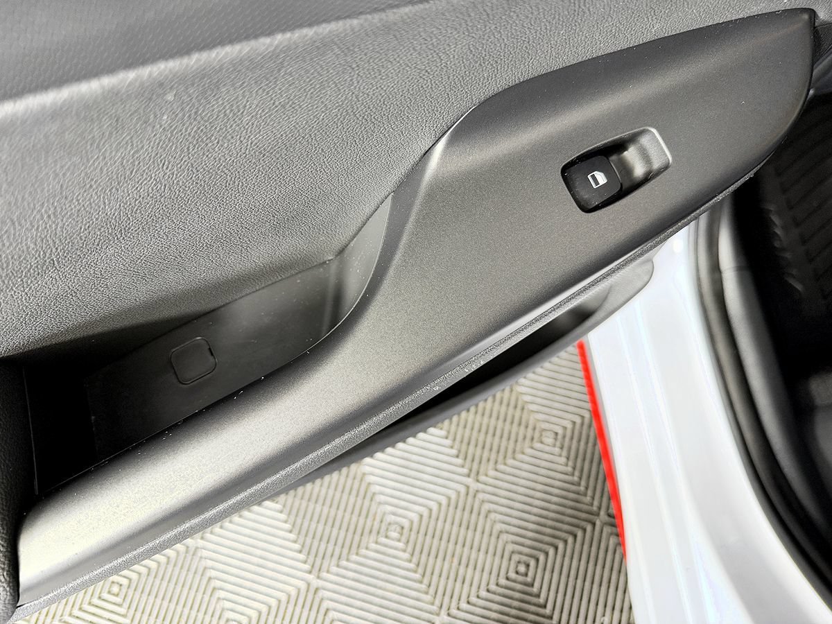 Used 2022 Hyundai Kona N FWD image 38