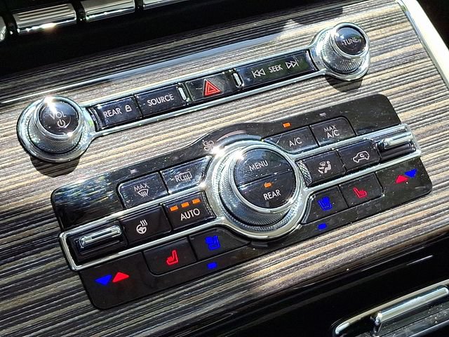 Certified 2024 Lincoln Aviator Black Label AWD/4WD image 16