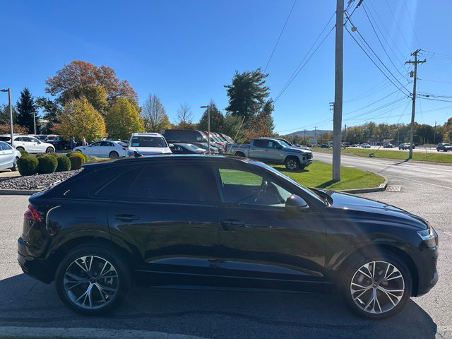 Used 2021 Audi Q8 Premium AWD/4WD image 6