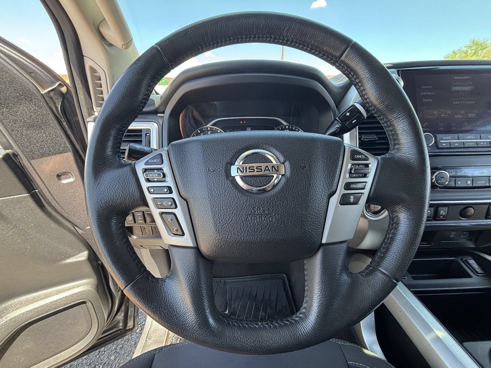 Certified 2021 Nissan Titan SV w/ SV Convenience Package RWD image 29