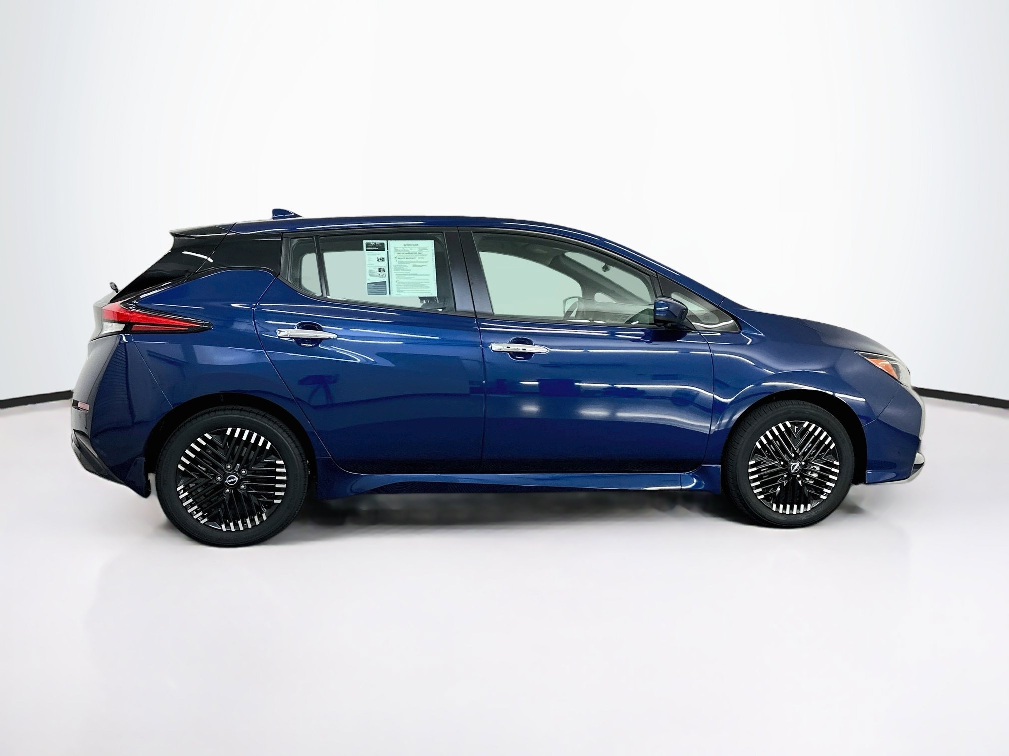 Used 2024 Nissan Leaf SV Plus FWD image 10