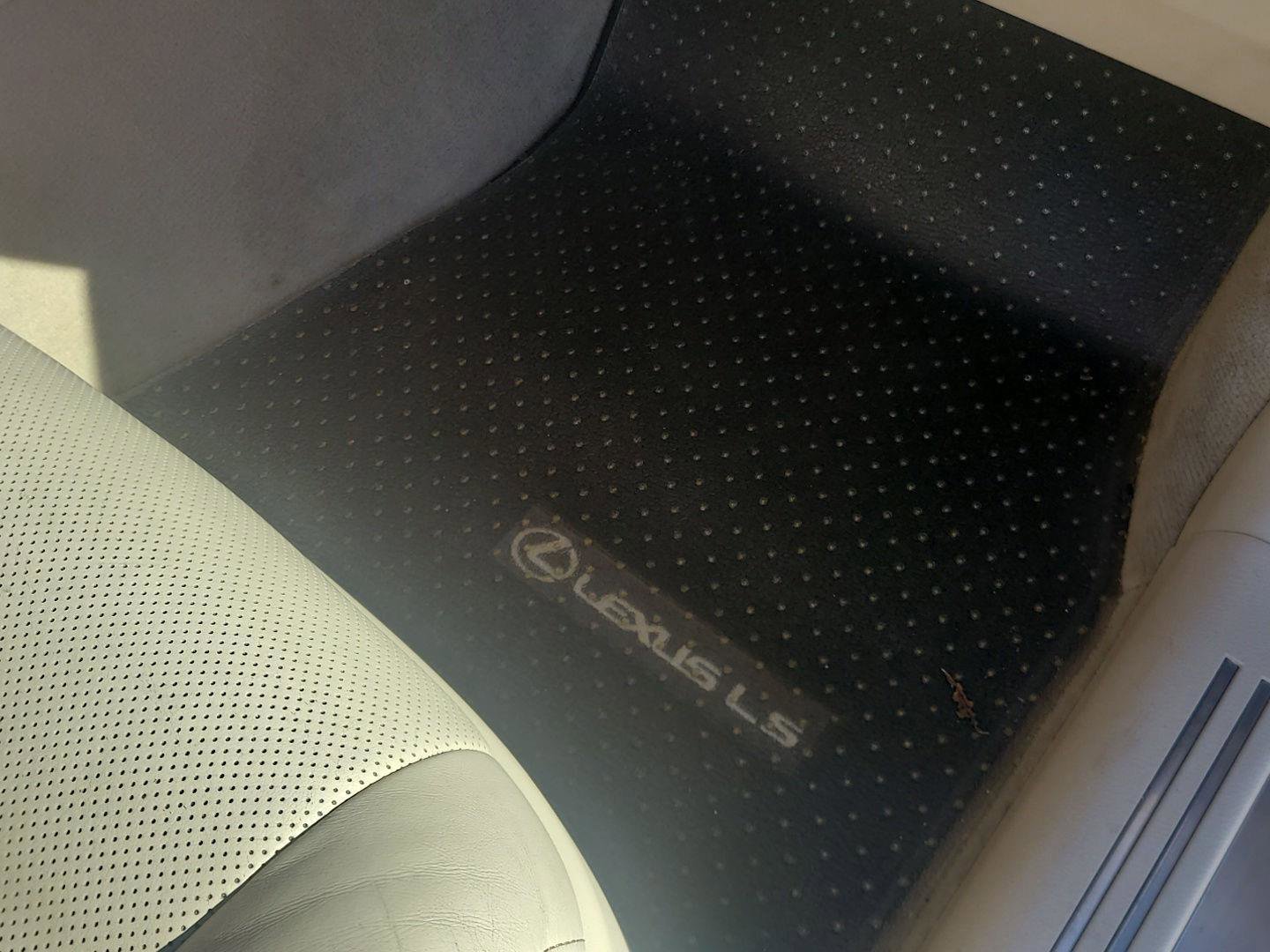 Used 2016 Lexus LS 460 image 10