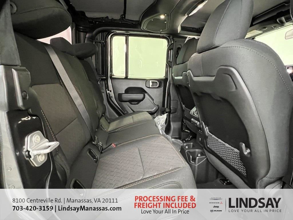 New 2026 Jeep Gladiator Mojave w/ Safety Group image 13