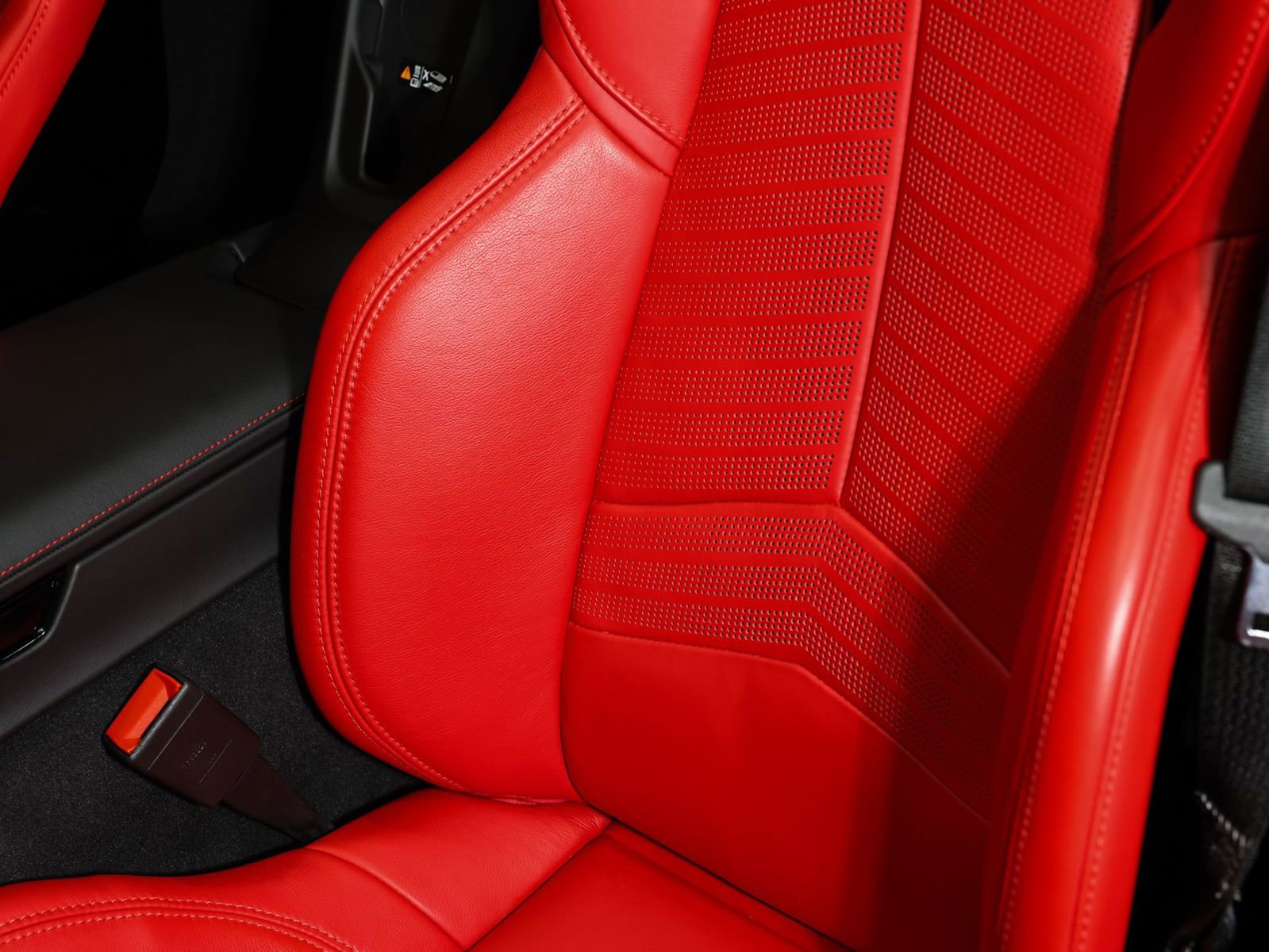 Used 2022 Chevrolet Corvette Stingray Preferred Cpe w/ 2LT image 43