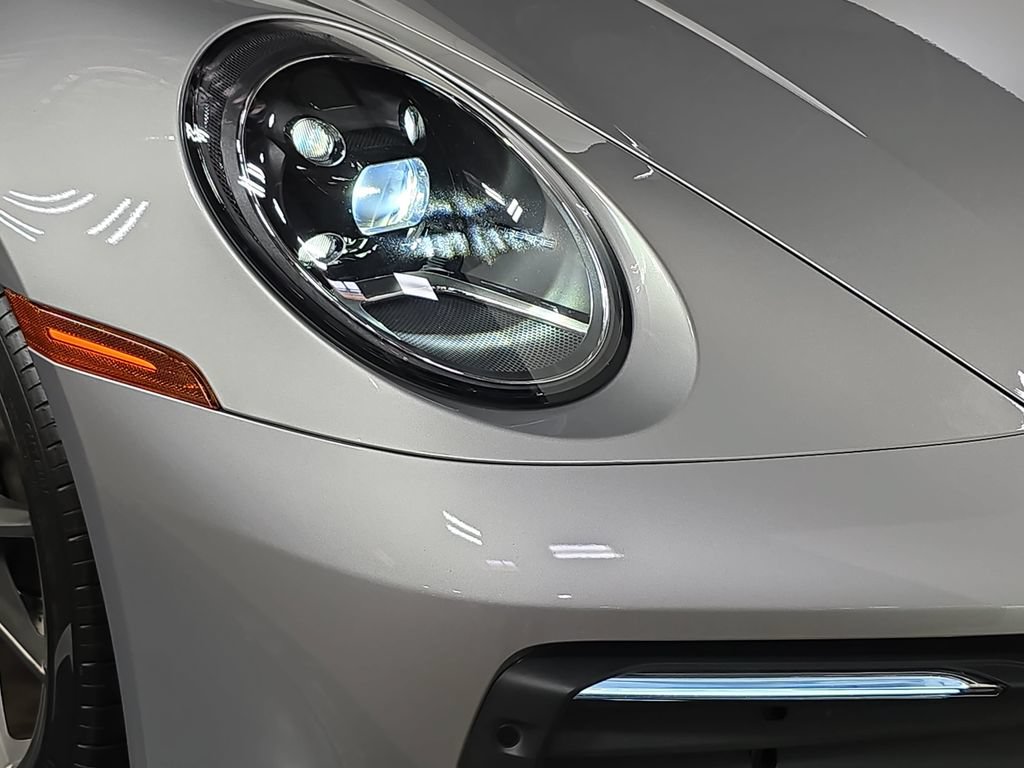 Used 2021 Porsche 911 Carrera RWD image 12