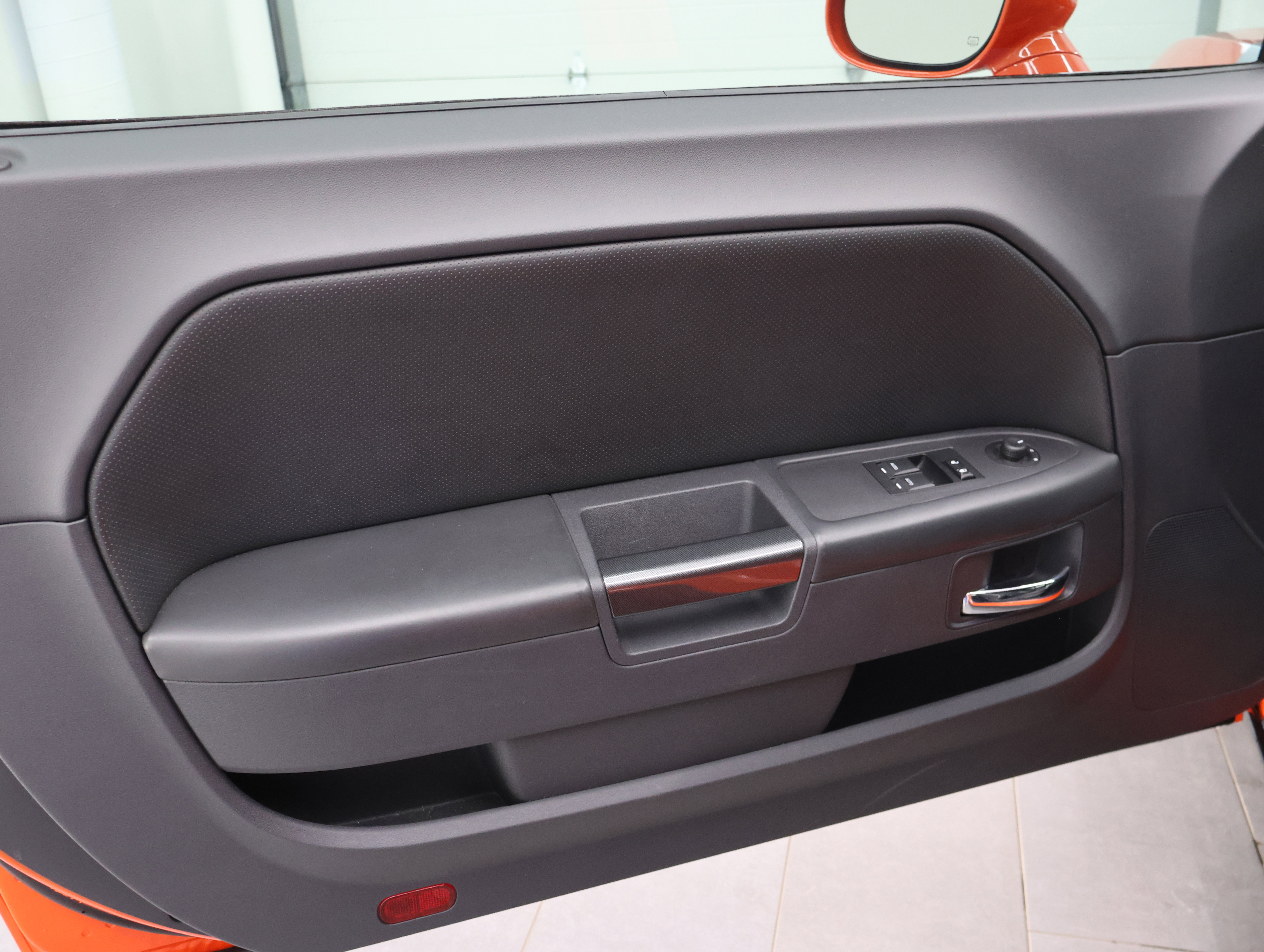 Used 2009 Dodge Challenger R/T image 32