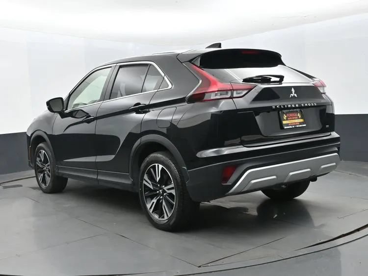 Used 2024 Mitsubishi Eclipse Cross SE AWD/4WD image 9