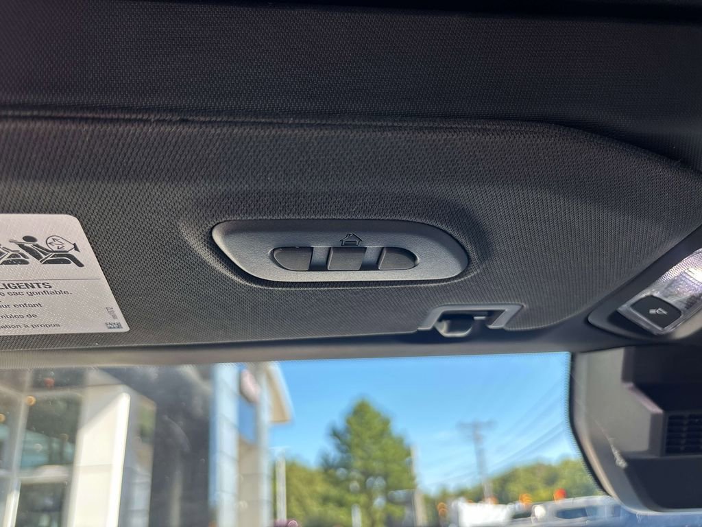 New 2026 GMC Hummer EV 4x4 Crew Cab image 14