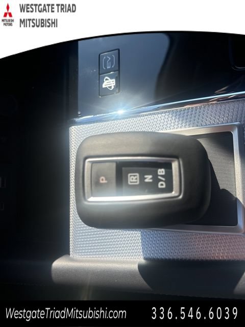 New 2025 Mitsubishi Outlander SEL AWD/4WD image 27