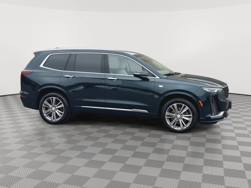 Certified 2024 Cadillac XT6 Premium Luxury w/ Technology Package AWD/4WD image 9