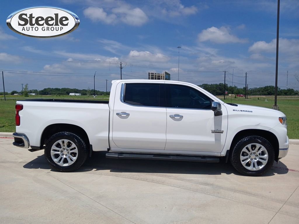 Used 2022 Chevrolet Silverado 1500 LTZ w/ LTZ Convenience Package II RWD image 16