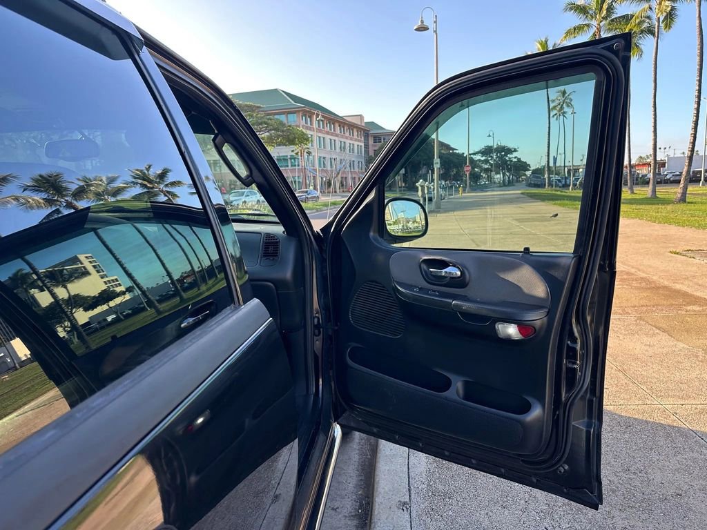 Used 2002 Ford F150 Harley-Davidson image 14