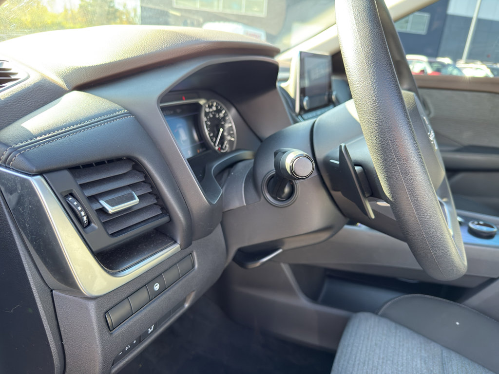 Certified 2023 Nissan Rogue SV image 14